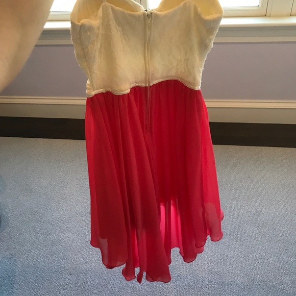Flowy high low dress off white top coral bottom - Picture 4 of 5